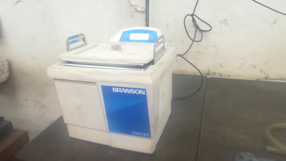 Ultrasonic Cleaning Machine